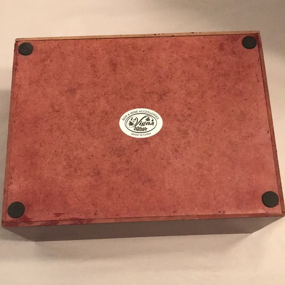 Vigna Wine Accessories - Picture 9 of 9